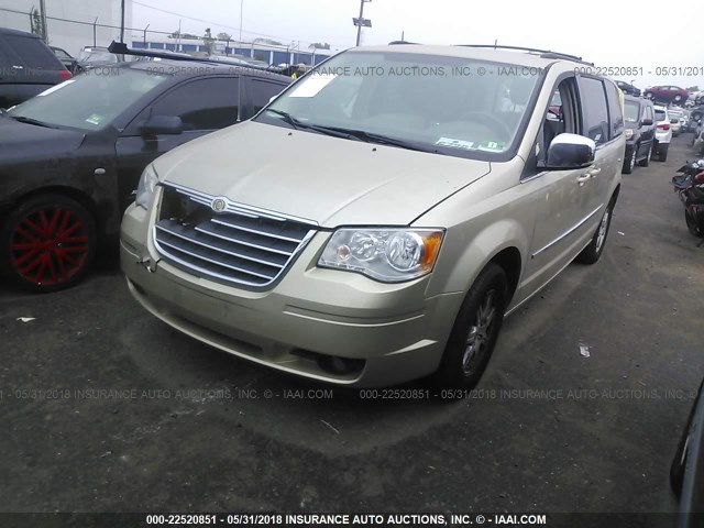2A4RR5D1XAR217537 - 2010 CHRYSLER TOWN & COUNTRY TOURING BEIGE photo 2