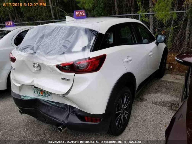 JM1DKDC77J0326049 - 2018 MAZDA CX-3 TOURING WHITE photo 14