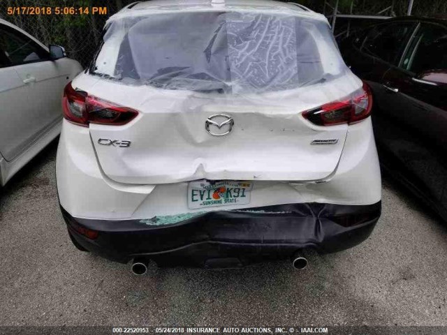 JM1DKDC77J0326049 - 2018 MAZDA CX-3 TOURING WHITE photo 16