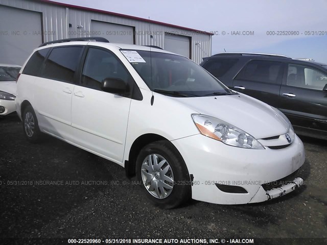 5TDZK23CX8S151391 - 2008 TOYOTA SIENNA CE/LE WHITE photo 1