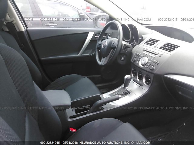 JM1BL1H68A1162405 - 2010 MAZDA 3 S WHITE photo 5