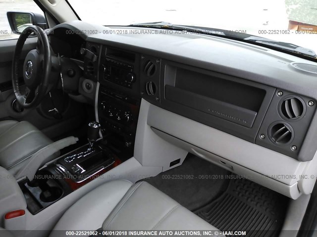 1J8HG58246C129893 - 2006 JEEP COMMANDER LIMITED BROWN photo 5