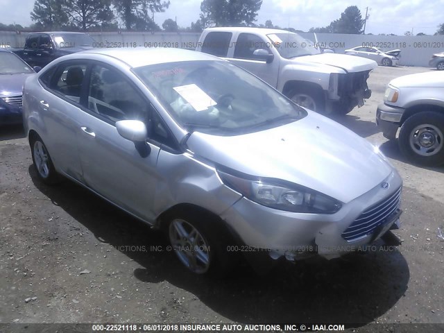 3FADP4BJ9HM144364 - 2017 FORD FIESTA SE SILVER photo 1