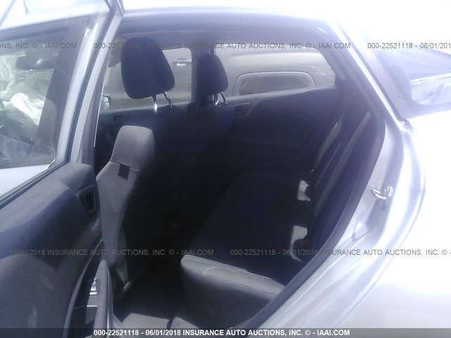 3FADP4BJ9HM144364 - 2017 FORD FIESTA SE SILVER photo 8