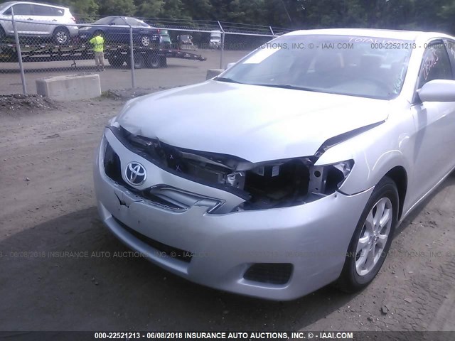 4T1BF3EK5BU207915 - 2011 TOYOTA CAMRY SE/LE/XLE SILVER photo 6