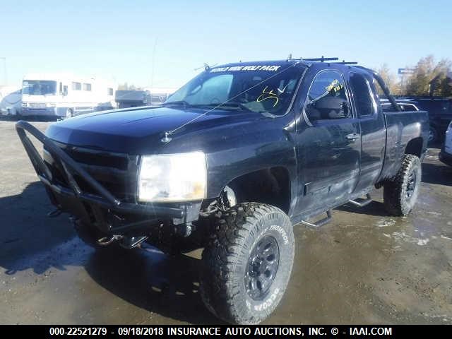 1GCRKREA9BZ271144 - 2011 CHEVROLET SILVERADO K1500 LS BLACK photo 2