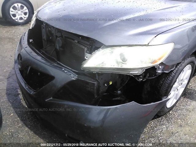 4T1BK46K88U571139 - 2008 TOYOTA CAMRY LE/XLE/SE 银色 照片 6