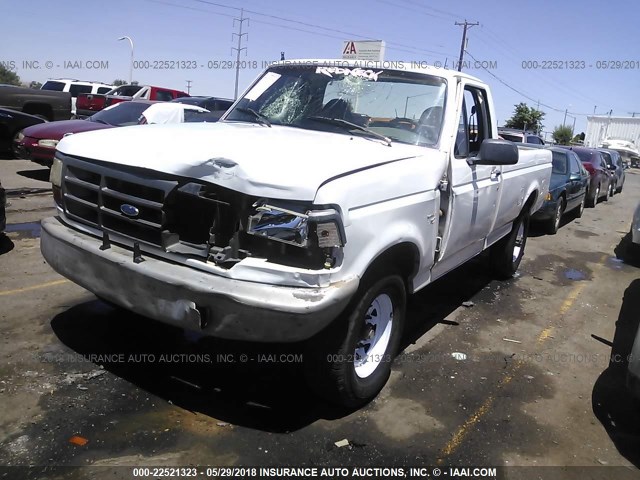 1FTHF25H5TLB25137 - 1996 FORD F250 WHITE photo 2