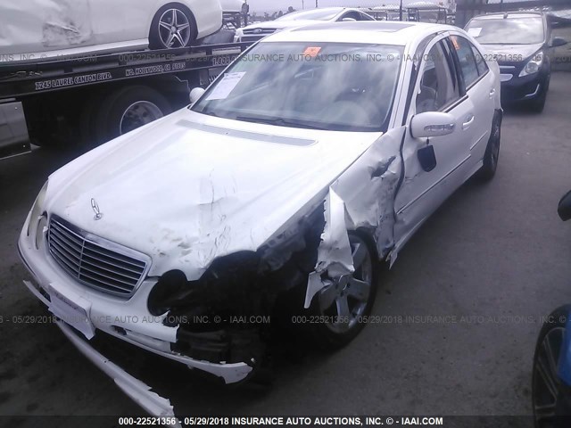 WDBUF70JX3A384853 - 2003 MERCEDES-BENZ E 500 WHITE photo 6