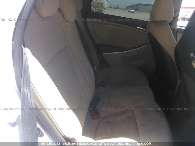 KMHCU4AEXDU304076 - 2013 HYUNDAI ACCENT GLS/SE WHITE photo 8