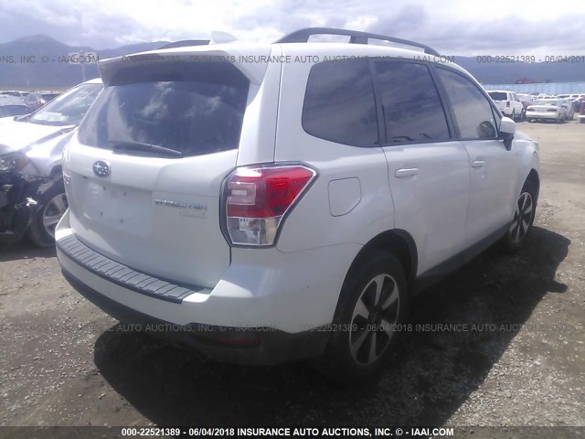 JF2SJAGC1HH530410 - 2017 SUBARU FORESTER 2.5I PREMIUM WHITE photo 4