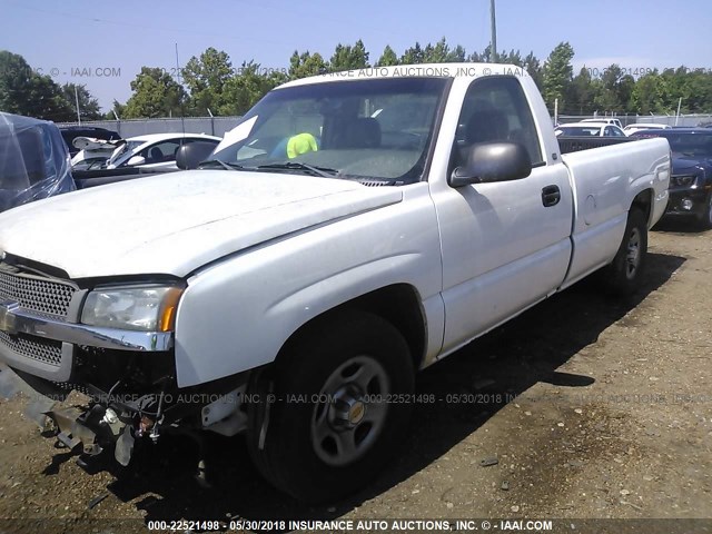 1GCEC14T23E323870 - 2003 CHEVROLET SILVERADO C1500 WHITE photo 2