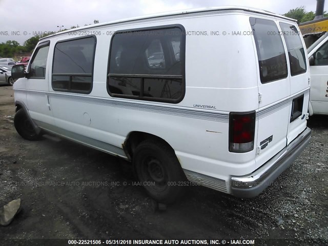 1FDEE1427VHB32850 - 1997 FORD ECONOLINE E150 VAN WHITE photo 3