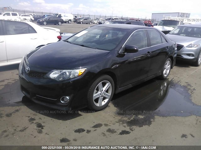 4T1BF1FK1EU415541 - 2014 TOYOTA CAMRY L/SE/LE/XLE 黑色 照片 2