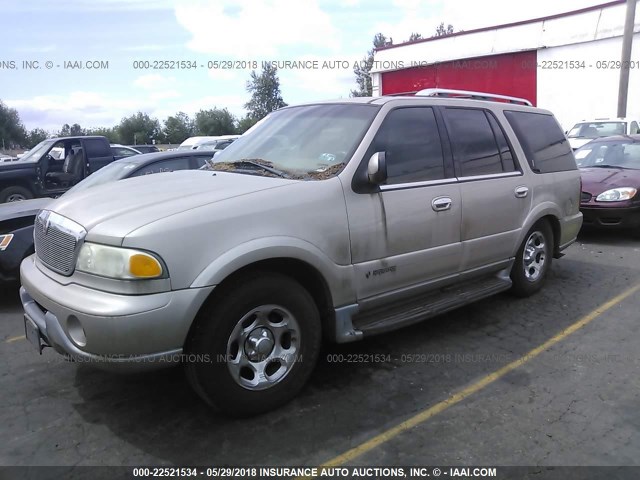 5LMFU28A6YLJ16863 - 2000 LINCOLN NAVIGATOR TAN photo 2