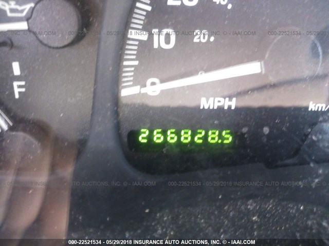 5LMFU28A6YLJ16863 - 2000 LINCOLN NAVIGATOR TAN photo 7