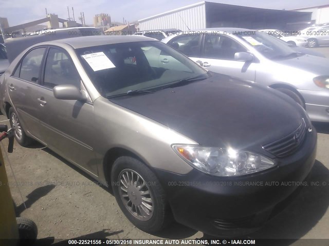 4T1BE32K25U049125 - 2005 TOYOTA CAMRY LE/XLE/SE 金色 照片 1