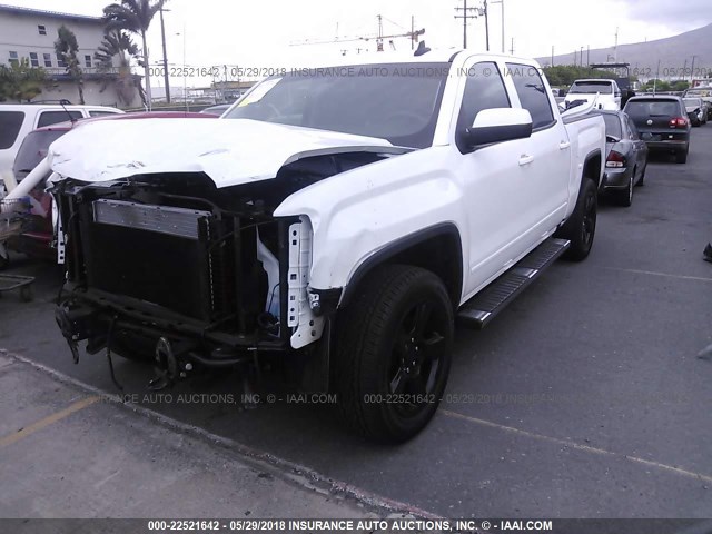 3GTP1MEH4JG200913 - 2018 GMC SIERRA C1500 SLE WHITE photo 2