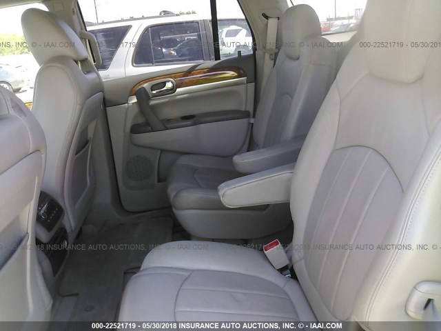 5GALRBED3AJ122200 - 2010 BUICK ENCLAVE CXL WHITE photo 8