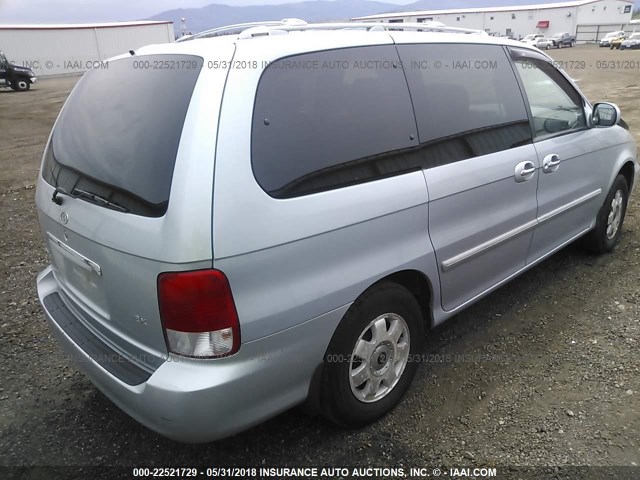 KNDUP131X26318859 - 2002 KIA SEDONA EX/LX SILVER photo 4