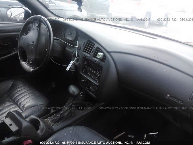 2G1WX15K629332127 - 2002 CHEVROLET MONTE CARLO SS წითელი ფოტო 5