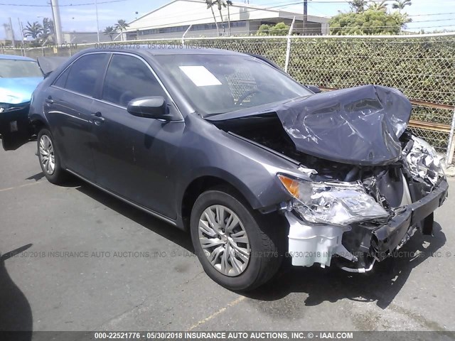 4T1BF1FK3EU388911 - 2014 TOYOTA CAMRY L/SE/LE/XLE 灰色 照片 1