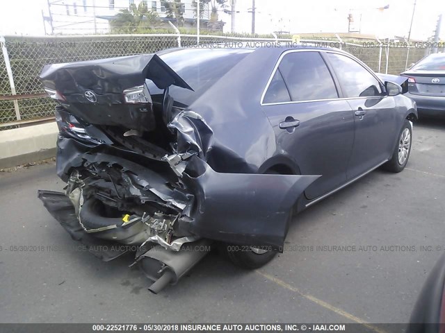 4T1BF1FK3EU388911 - 2014 TOYOTA CAMRY L/SE/LE/XLE 灰色 照片 4
