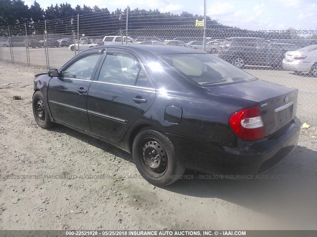 4T1BE30K52U113897 - 2002 TOYOTA CAMRY LE/XLE/SE შავი ფოტო 3