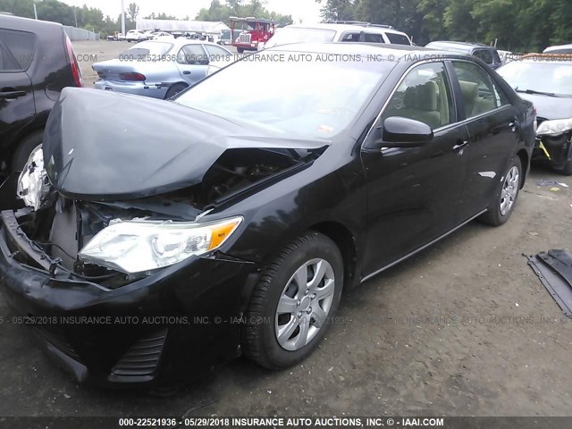 4T1BF1FK1CU100199 - 2012 TOYOTA CAMRY SE/LE/XLE BLACK photo 2