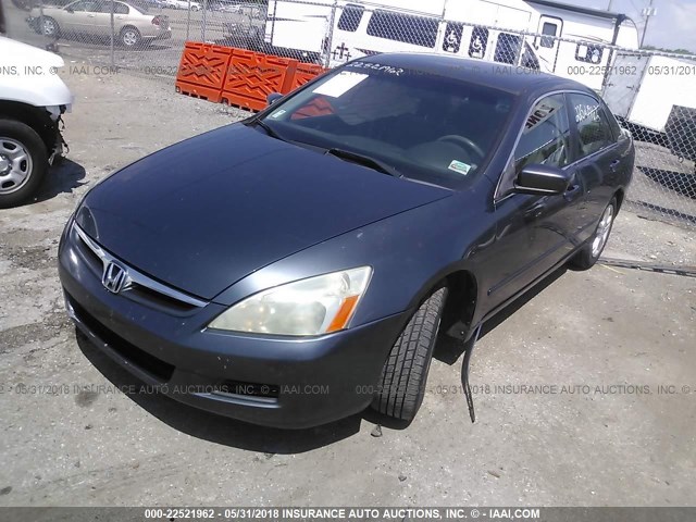 JHMCM56317C007899 - 2007 HONDA ACCORD SE GRAY photo 2