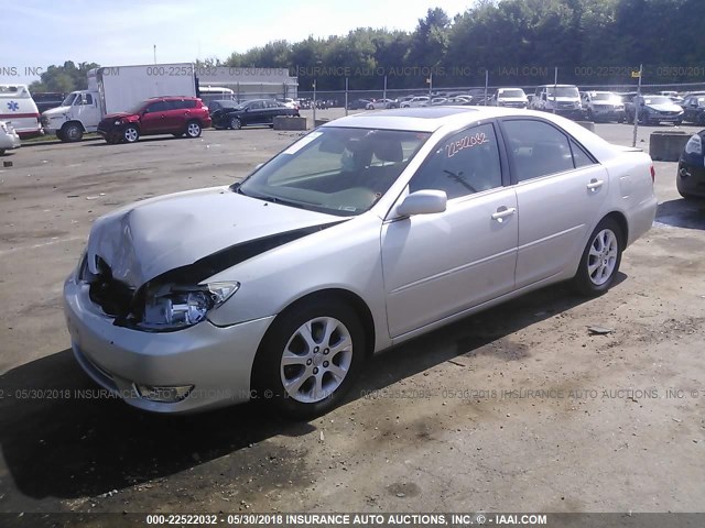 4T1BF30K46U634483 - 2006 TOYOTA CAMRY LE/XLE/SE SILVER photo 2