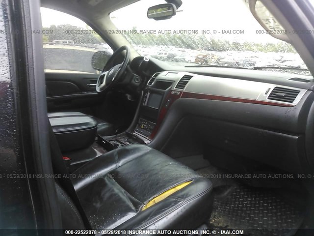 1GYEC63817R337567 - 2007 CADILLAC ESCALADE LUXURY შავი ფოტო 8
