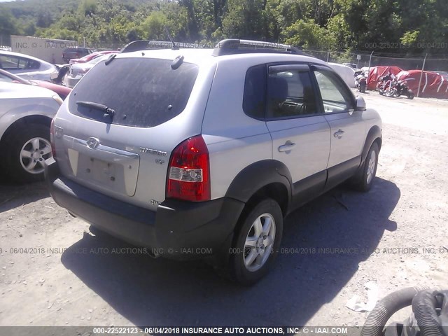 KM8JN72D35U241559 - 2005 HYUNDAI TUCSON GLS/LX SILVER photo 4