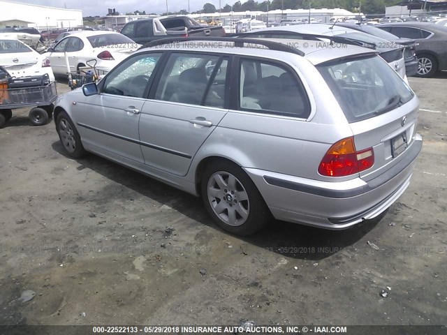 WBAEN33485PC13851 - 2005 BMW 325 IT SILVER photo 3