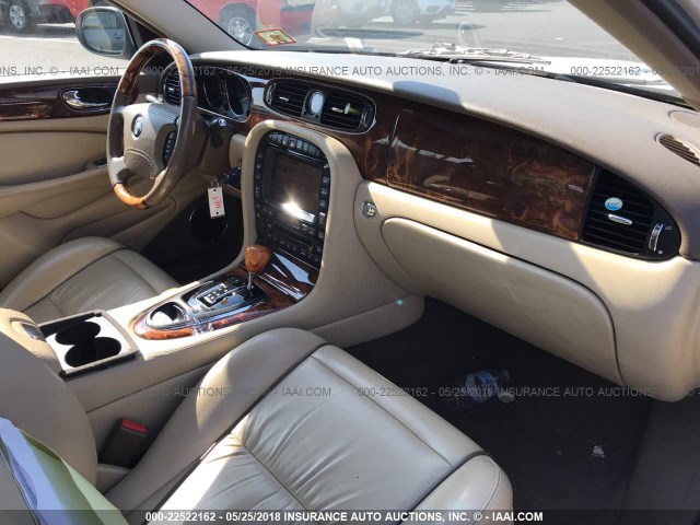 SAJWA79BX7SH16105 - 2007 JAGUAR XJ8 L WHITE photo 5