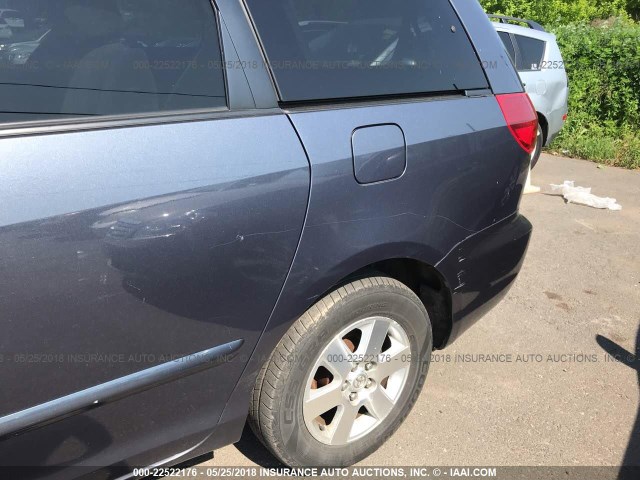 5TDZA23CX6S555954 - 2006 TOYOTA SIENNA CE/LE BLUE photo 6