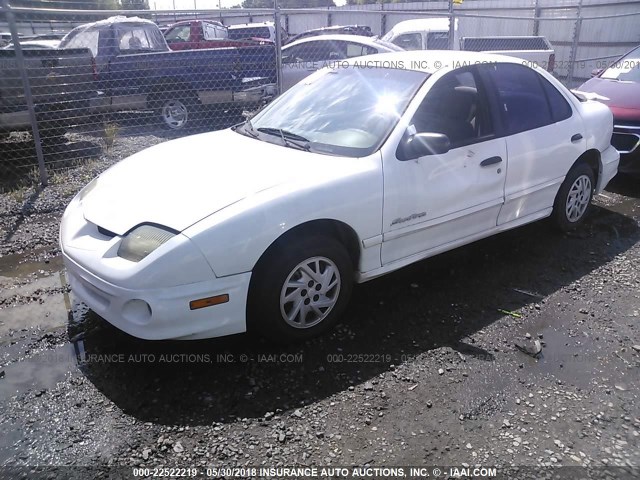 1G2JB524517252366 - 2001 PONTIAC SUNFIRE SE WHITE photo 2