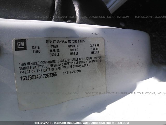 1G2JB524517252366 - 2001 PONTIAC SUNFIRE SE WHITE photo 9