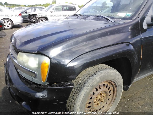 1GNDT13S372274312 - 2007 CHEVROLET TRAILBLAZER LS/LT BLACK photo 6