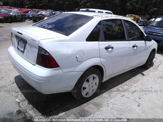 1FAFP34N97W180606 - 2007 FORD FOCUS ZX4/S/SE/SES 白色 照片 4