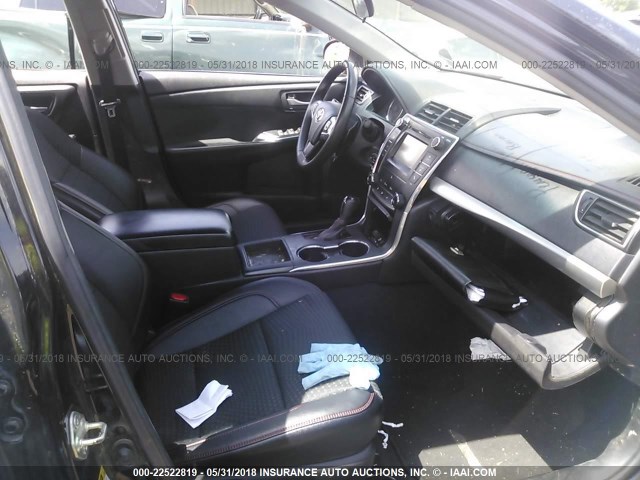 4T1BF1FK0FU491320 - 2015 TOYOTA CAMRY LE/XLE/SE/XSE BLACK photo 5