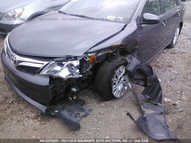 4T4BF1FK4CR218298 - 2012 TOYOTA CAMRY SE/LE/XLE 灰色 照片 6