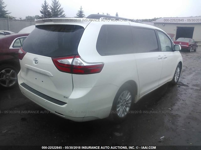 5TDYK3DC3GS754312 - 2016 TOYOTA SIENNA XLE/LIMITED WHITE photo 4