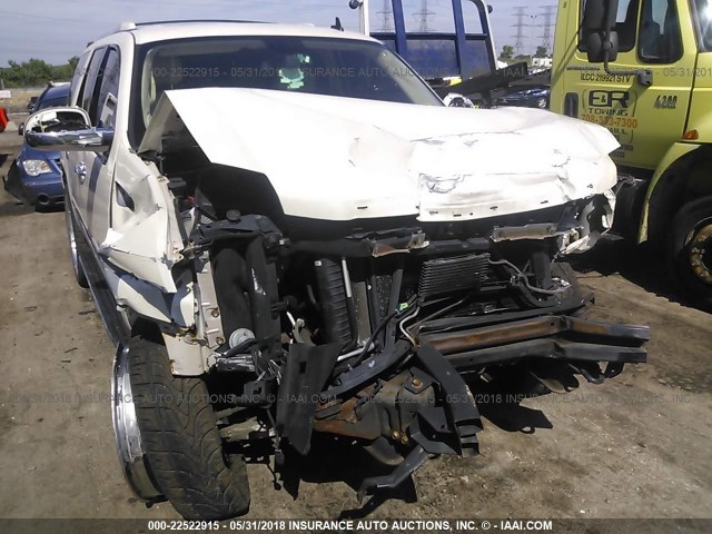 1GYFK63857R187227 - 2007 CADILLAC ESCALADE LUXURY 白色 照片 6