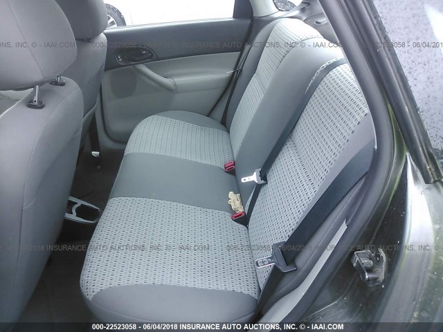 1FAHP34N67W351790 - 2007 FORD FOCUS ZX4/S/SE/SES 灰色 照片 8