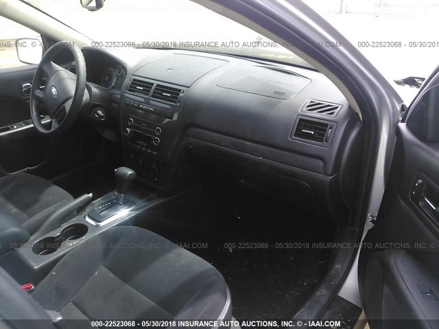 3FAHP07Z99R111183 - 2009 FORD FUSION SE SILVER photo 5