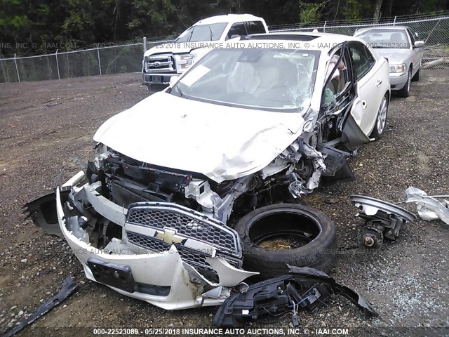 1G11H5SA8DF187922 - 2013 CHEVROLET MALIBU LTZ 白色 照片 6