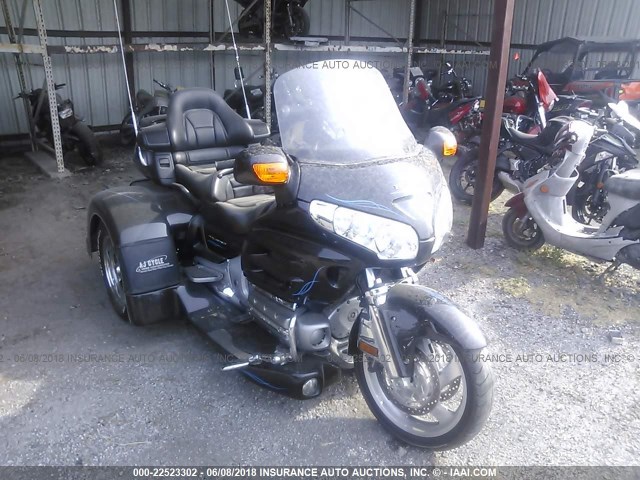 1HFSC47F27A604564 - 2007 HONDA GL1800 BLACK photo 1