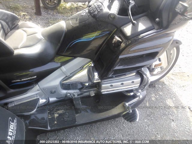 1HFSC47F27A604564 - 2007 HONDA GL1800 BLACK photo 8