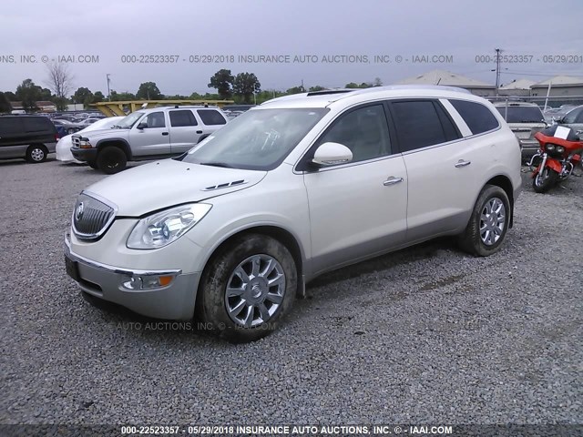 5GAKRCED8CJ167041 - 2012 BUICK ENCLAVE WHITE photo 2
